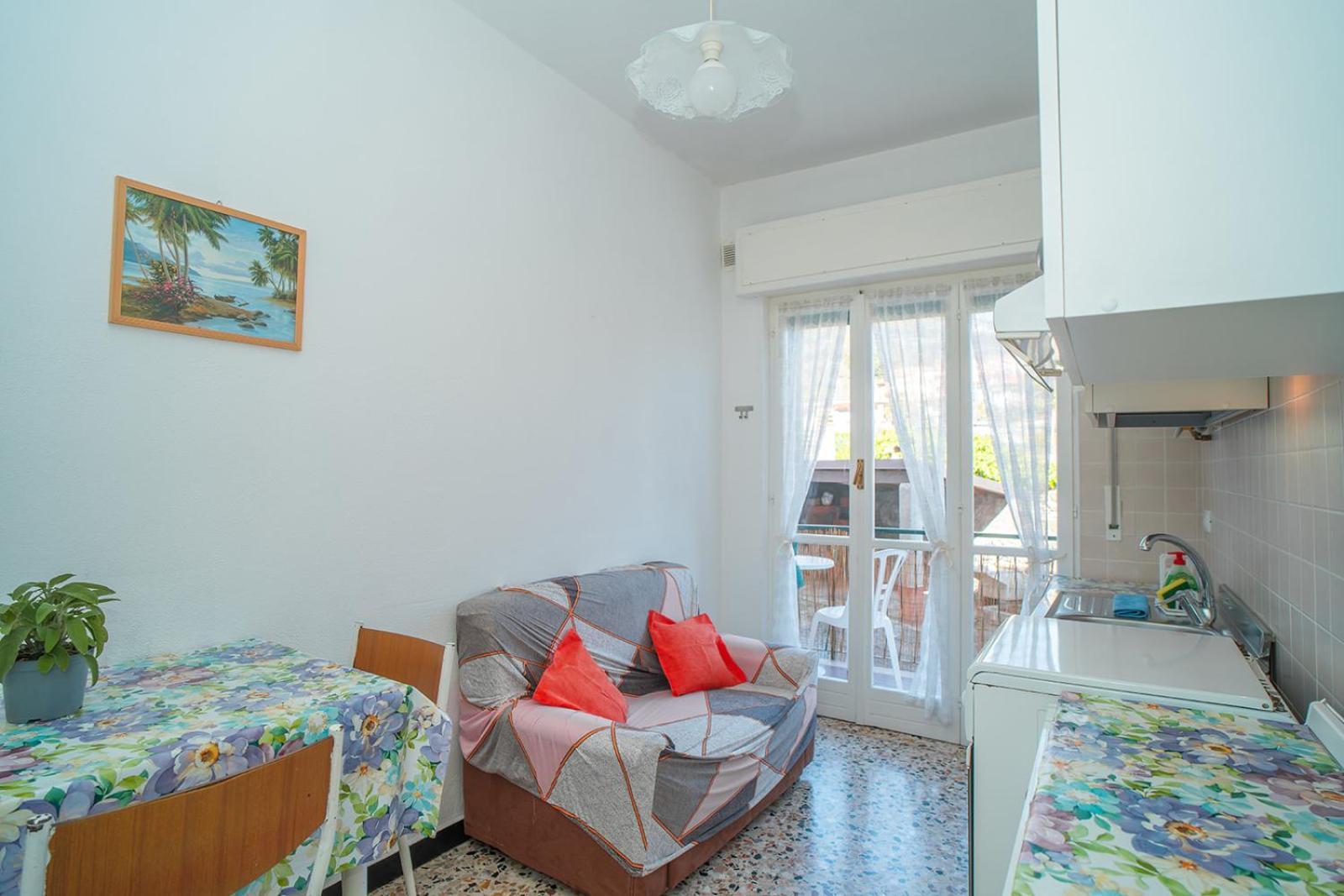 Casa Vacanze Ferrando Appartement Pietra Ligure Buitenkant foto